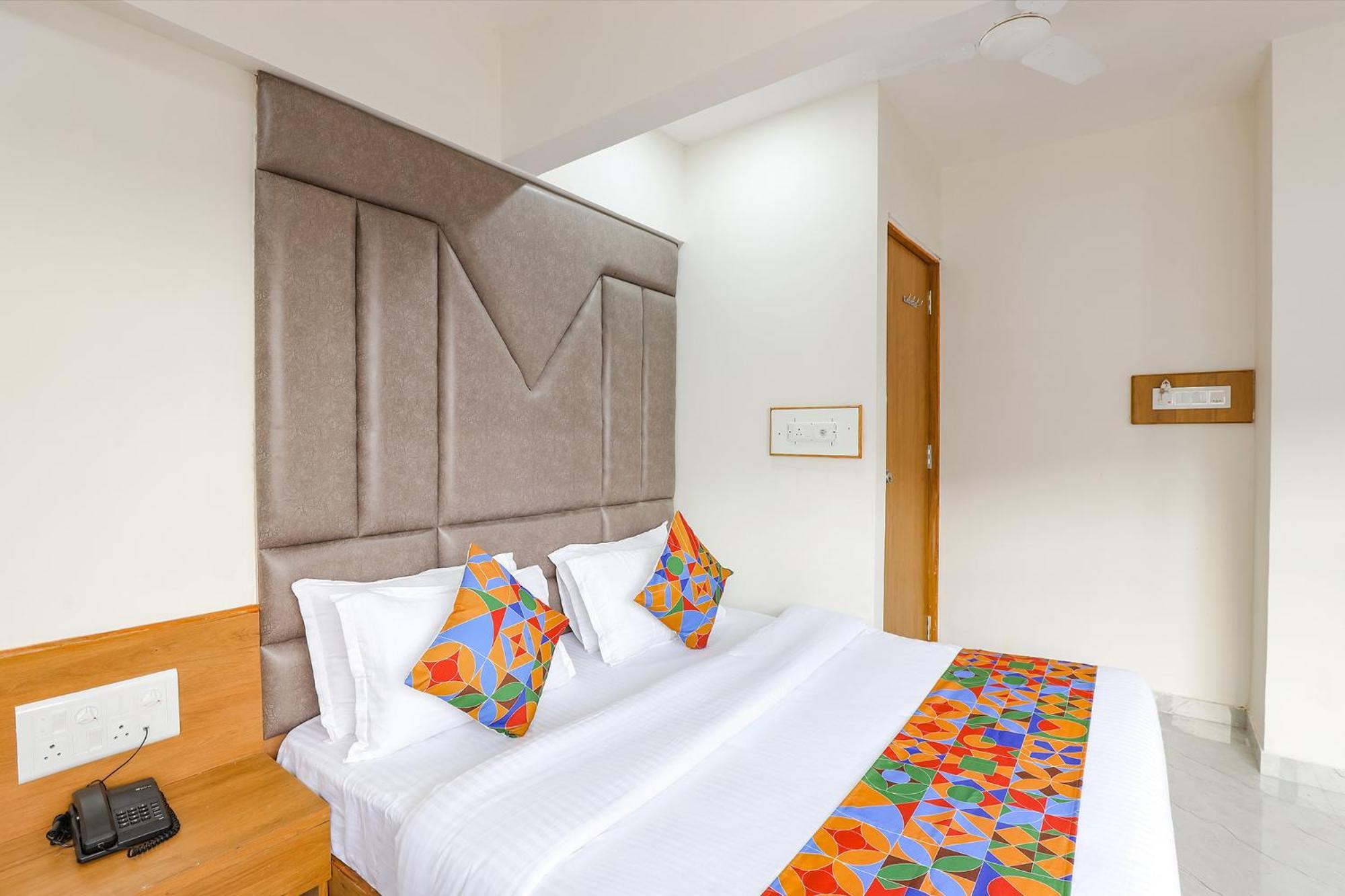 Fabhotel Crystal I - Gandhinagar Dış mekan fotoğraf