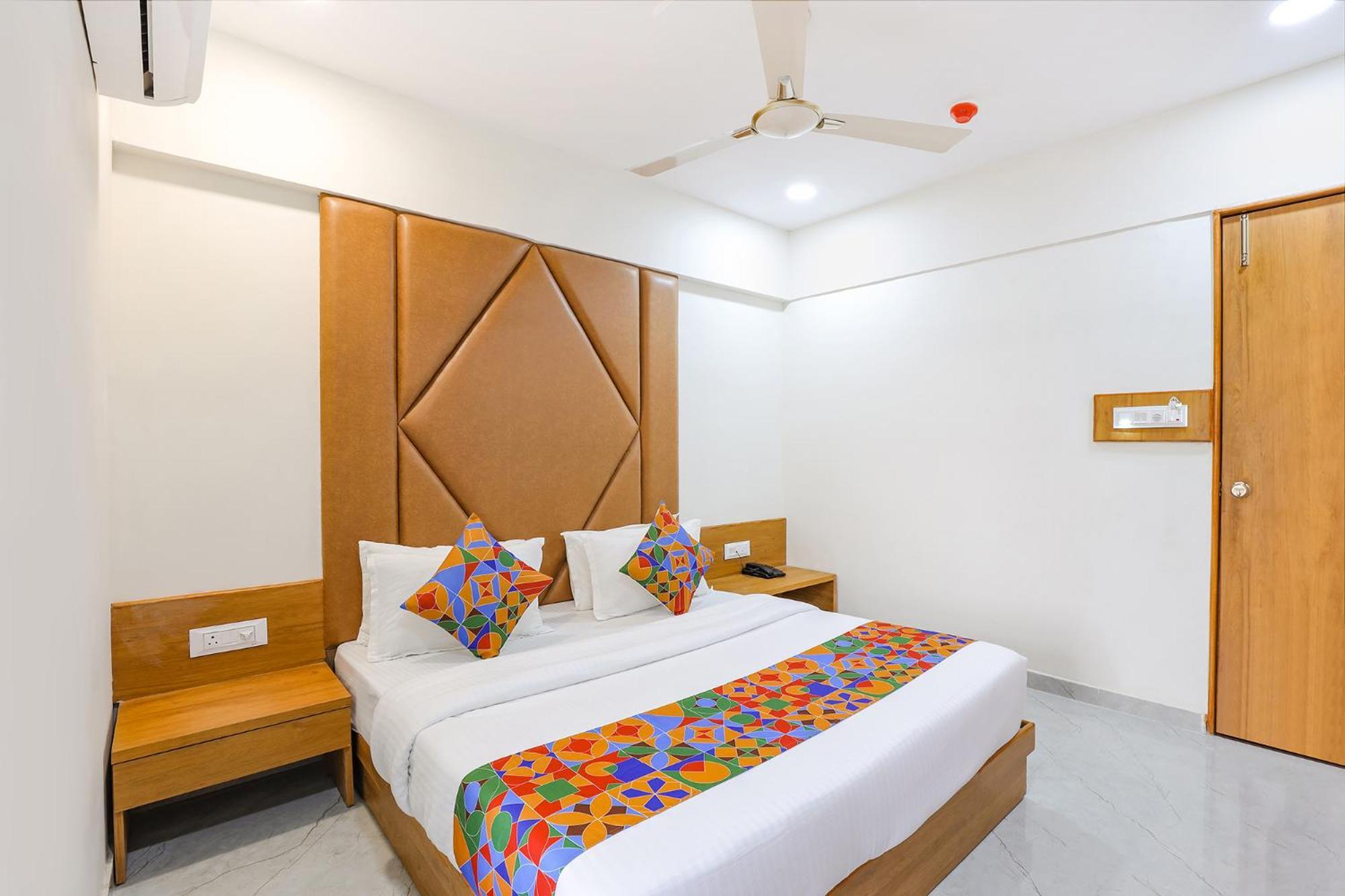 Fabhotel Crystal I - Gandhinagar Dış mekan fotoğraf